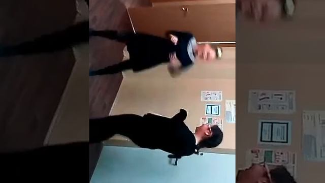 Что делаем на перемене, когда нет учителей. смотреть онлайн