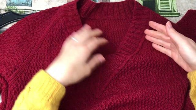 ПЛАТЬЕ СПИЦАМИ. ЛЕГКОЕ ВЯЗАНОЕ ПЛАТЬЕ РЕГЛАНОМ СВЕРХУ смотреть онлайн