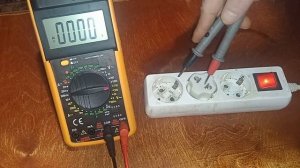 Как определить в наших розетках фаза и ноль мультиметром