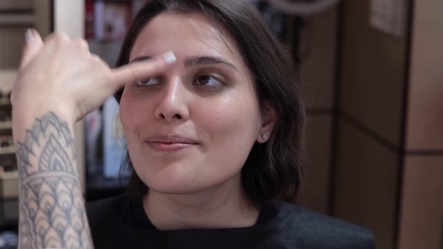 КРАСОТА В СТИЛЕ GIORGIO ARMANI // Побыла моделью у визажиста Армани // Новинки// Armani Glow