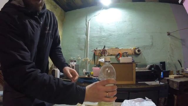 Поилки для пчёл из Китая. Плюсы и минусы этих поилок. смотреть онлайн