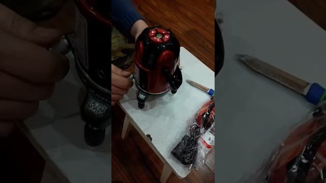 Распаковка лазерного уровня DEKO смотреть онлайн