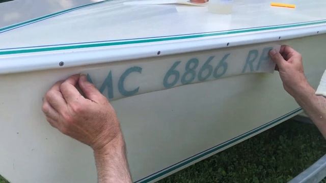 Apply boat registration number stickers using the wet method смотреть онлайн