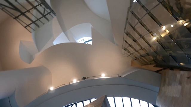 Architecture - Guggenheim Museum of Bilbao смотреть онлайн