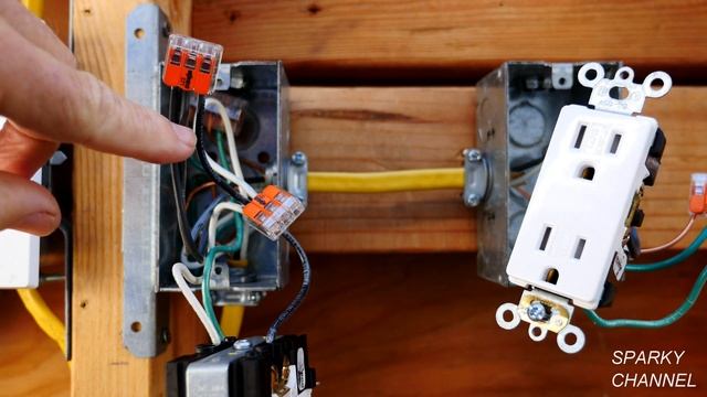 How to Fix an Open Neutral Receptacle When the Problem is Upstream in the Circuit смотреть онлайн