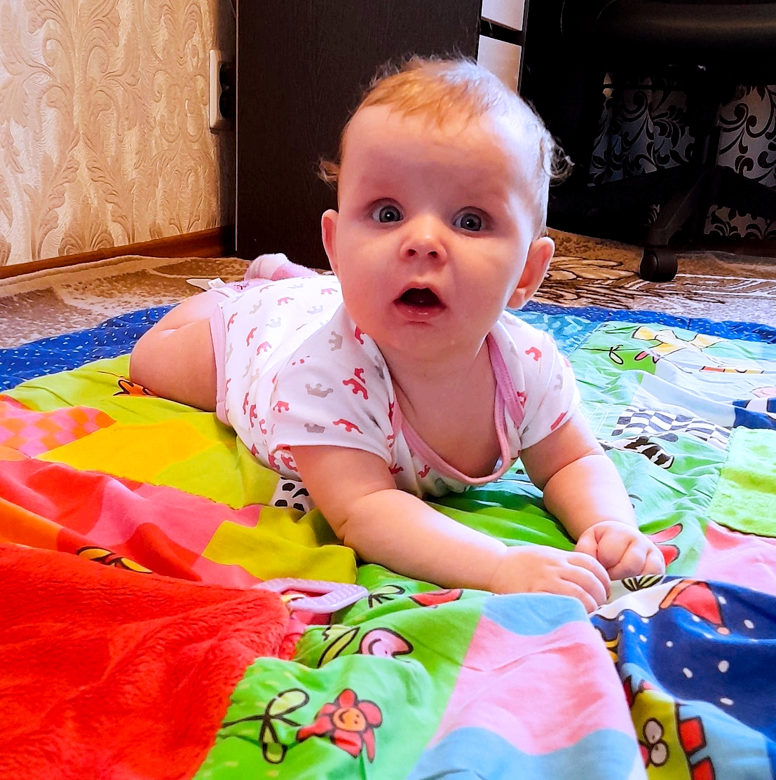 Такая пусечка)))#малышка #5_месяцев_ляле смотреть онлайн