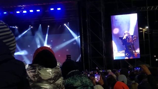 "Грустный дэнс". Artik & Asti в Альметьевске. День нефтяника. 04.09.2021г. смотреть онлайн