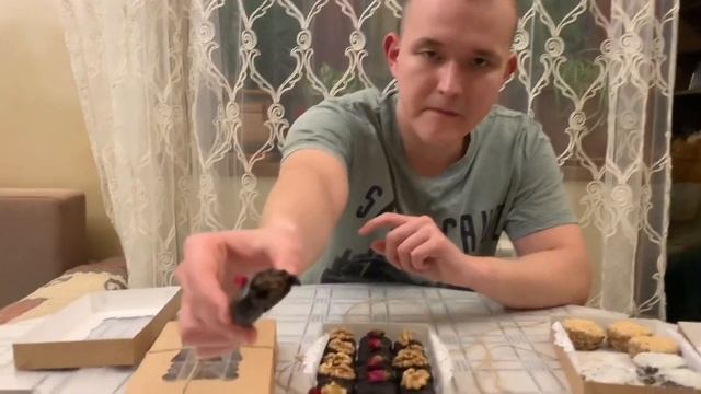 Счастье Вдруг в Тишине, Постучалось в двери