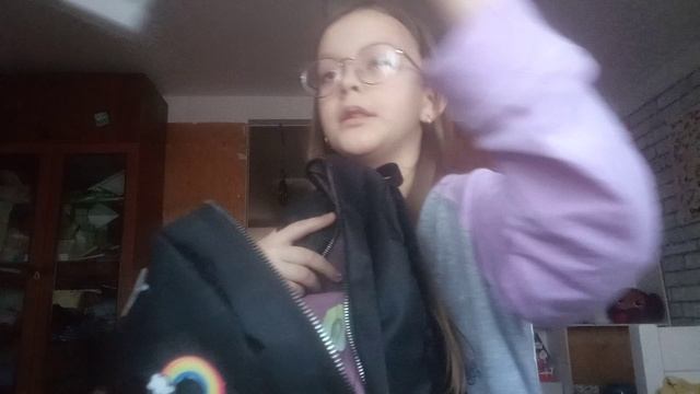 собираю вещи на ночёвку к подруге??? смотреть онлайн