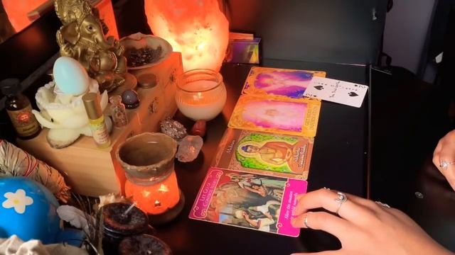 PICK A CARD: Yes, No, Maybe? Decision Making Tarot Reading смотреть онлайн