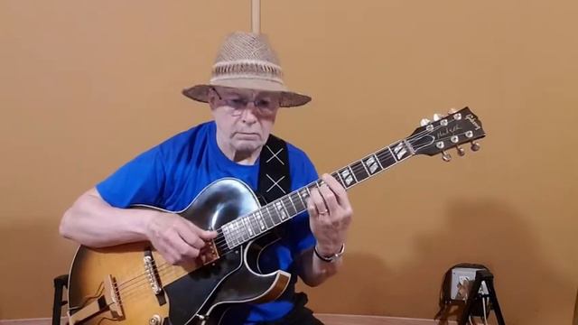 Enzo Saluzzo Dream (Johnny Mercer) смотреть онлайн