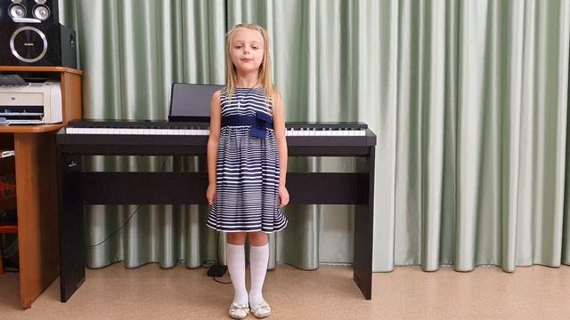 Безель Маша, 5 лет. Песня "Грибочки" смотреть онлайн