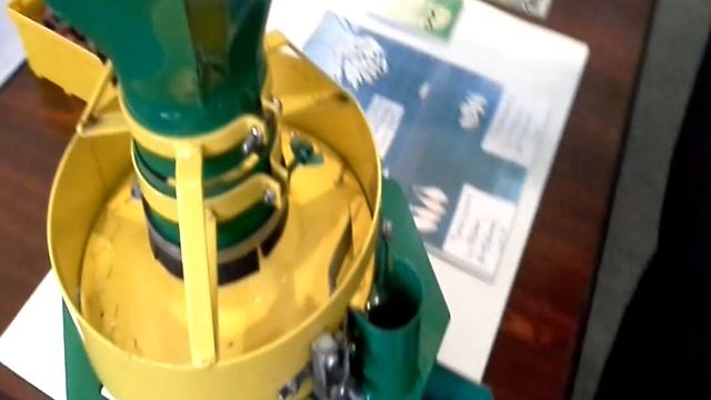 Запатентованная установка по высадке чеснока и лука севка компании РОСТА смотреть онлайн