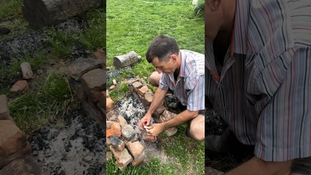 Как быстро разжечь костер из сырых дров - простое средство смотреть онлайн