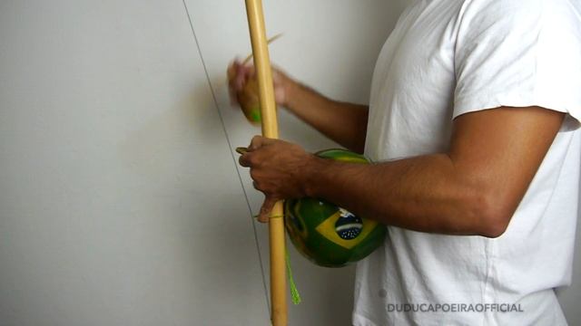 How to play Berimbau - Capoeira Angola