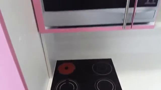 Детская кухня "Мальвина" игровая. Размеры 160*120*45 см. С плитой и микроволновкой смотреть онлайн