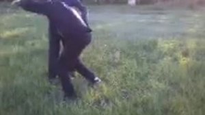 Жосткая борьба подростков