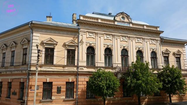 Прогулки по столице Буковины смотреть онлайн