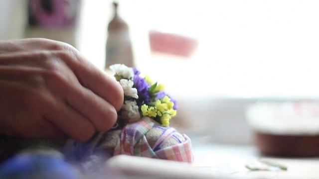 МАСТЕРСКАЯ ИГРУШКИ. Кукла мотанка из трав. смотреть онлайн
