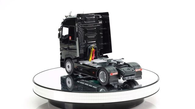 RENAULT T SERIES 4X2, ČIERNA смотреть онлайн