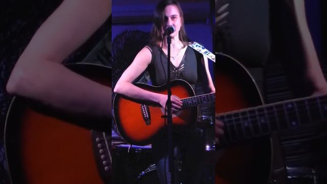 Демоны - Юлия Бессонова и проект "Тяжёлый Случай" смотреть онлайн