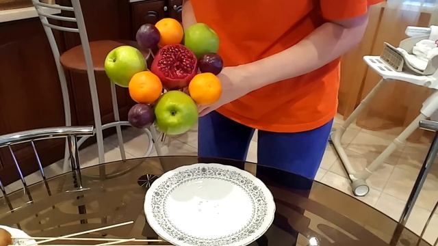 Букет из фруктов. Мастер-класс. смотреть онлайн
