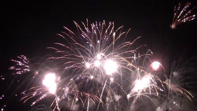 Салют на день города Симферополя, 2016 смотреть онлайн