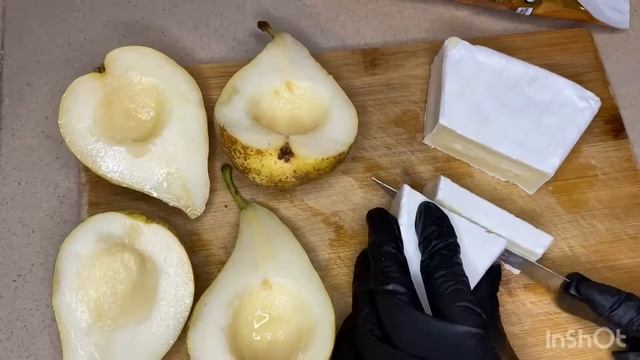 Запечённая груша с сыром Бри. ПП меню на Новый год смотреть онлайн