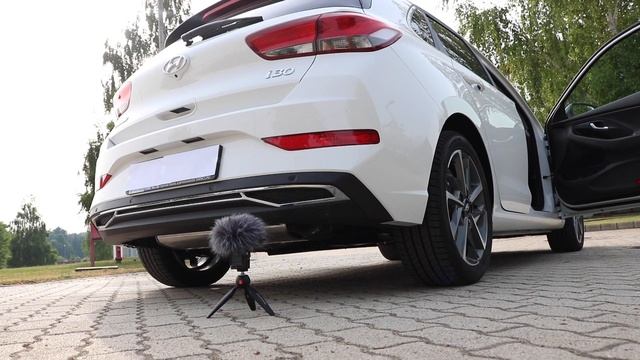 Hyundai i30 - Stock Exhaust Sound смотреть онлайн