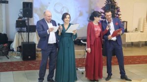 Родители песней поздравили своих детей молодожёнов на свадьбе