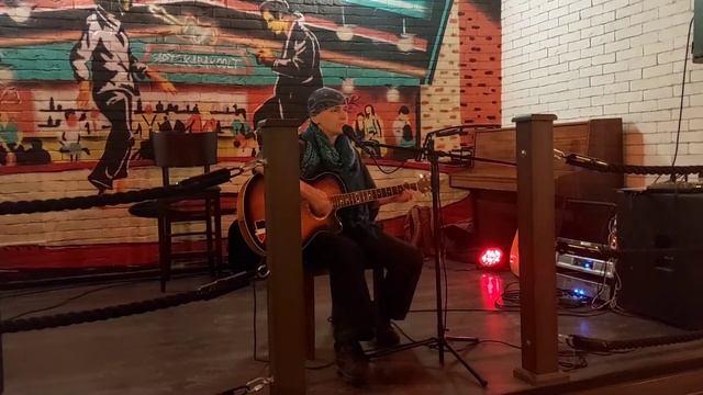 Аня Герасимова - Не волнуйся, мама + Время на твоей стороне. Подольский паб "Мистер Вульф",25.10.22 смотреть онлайн