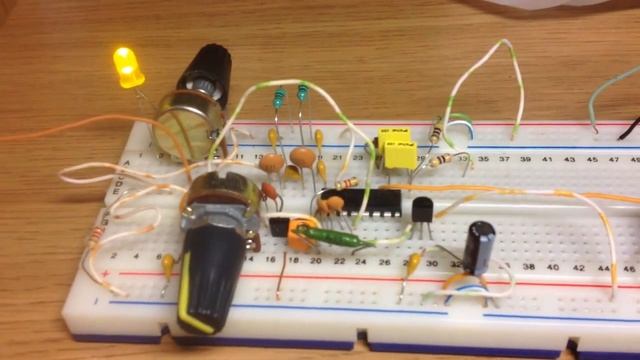 Простой приёмник прямого преобразования CW/SSB для диапазона 80 м, радиохам в эфире, видео 1 смотреть онлайн