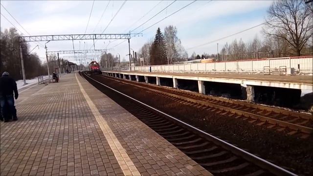 ЭП20-019 с фирменным поездом "Премиум" №102 "Москва — Адлер" смотреть онлайн