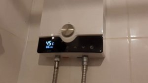Проточний водонагрівач Electrolux NPX 8 Flow Active