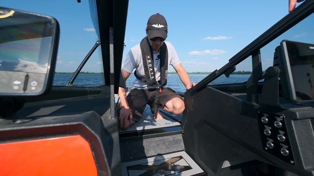 Ультра лодка российского рыболова-чемпиона: Катер Volzhanka Fishpro XR Андрея Питерцова смотреть онлайн