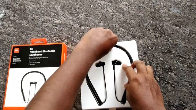 Mi Neckband Bluetooth Earphones Unboxing in Malayalam смотреть онлайн