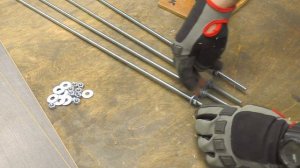 Отличная ПОЛКА ДЛЯ РАССАДЫ на ПОДОКОННИК за 30 минут своими руками!