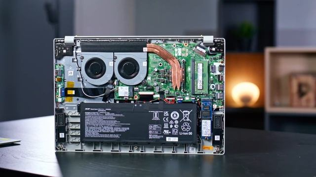 ÚJRAHASZNOSÍTOTT LAPTOP?! | Acer Aspire Vero смотреть онлайн