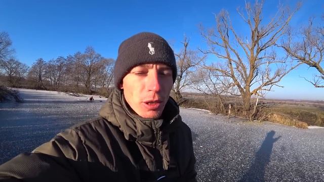 ОСТАВИЛ ЖЕРЛИЦЫ БЕЗ ПРИСМОТРА НА 5 МИНУТ! ВЕРНУЛСЯ И УДИВИЛСЯ! Рыбалка на сказочной маленькой речке