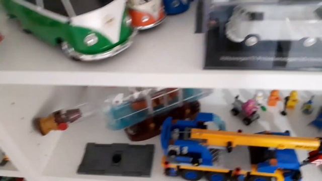 LEGO SHELVING UPDATE! Placing some sets and tidying up my shelves смотреть онлайн
