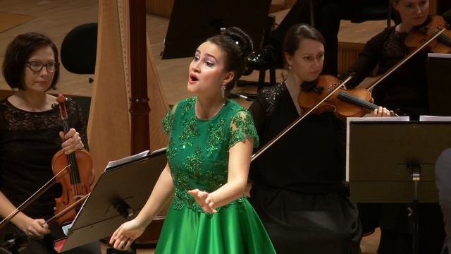 Julia Muzychenko (soprano)