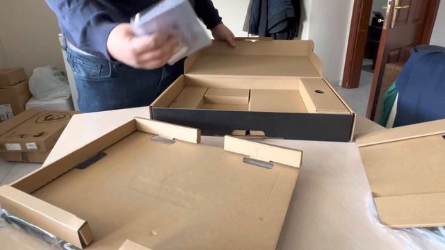 MSI KATANA 17 B12VGK-401XTR смотреть онлайн