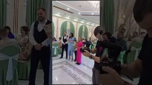 важный момент для крестной-поздравления молодожёнам ❤️