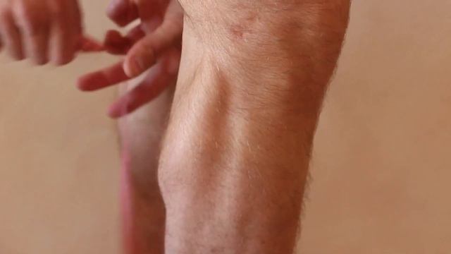 Ортез на коленный сустав Rehband 7783 ШАРНИРНЫЙ ФИКСАТОР КОЛЕНА с КРЕСТООБРАЗНЫМИ РЕМНЯМИ смотреть онлайн