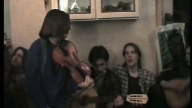 Игорь Бычков и группа «Алоэ». Квартирник в Старом Осколе. 1996. Часть 1 смотреть онлайн