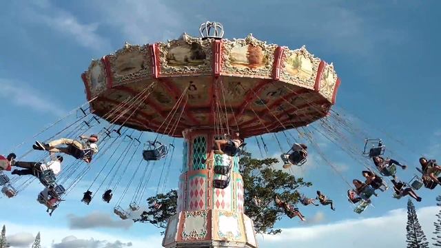 Swing ride at the carnival смотреть онлайн