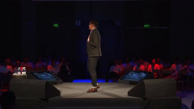 Digital Disruption is Disruptive If You are Not Adaptive - Futurist Anders Sorman-Nilsson смотреть онлайн