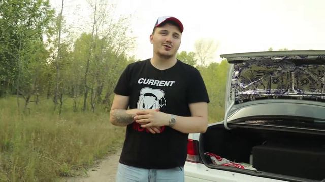 Установка сабвуфера за 30к, реакция девушки на басс. смотреть онлайн