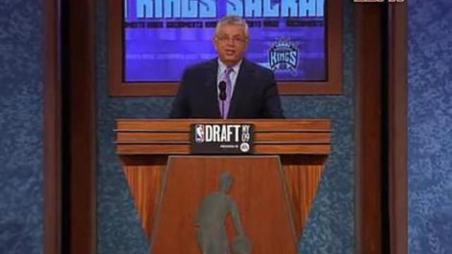 Fourth Pick of the 2009 NBA Draft: Tyreke Evans смотреть онлайн