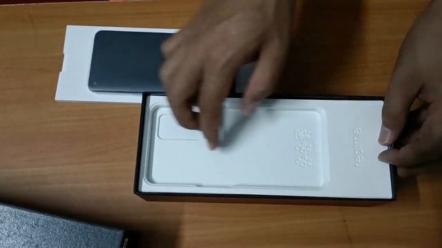 realme GT Master Edition (Luna White, 128 GB) смотреть онлайн